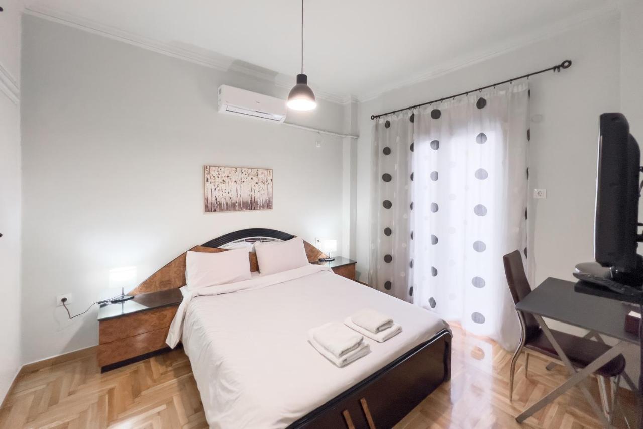 Cozy Cityscape Apartment In Athens Exterior photo
